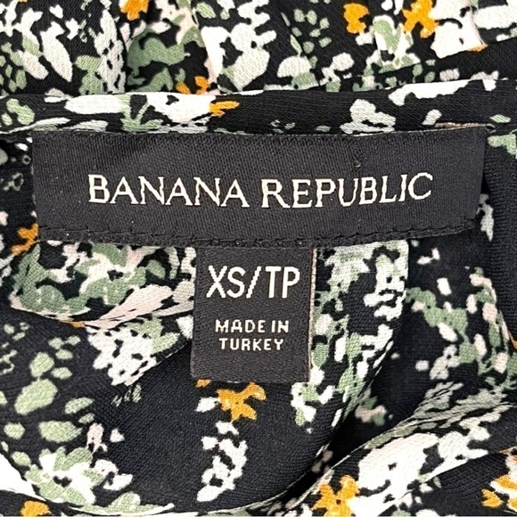 Banana Republic Dark Ditsy Floral Floaty Tiered Dress with Three Quarter Sleeves - Picture 15 of 16